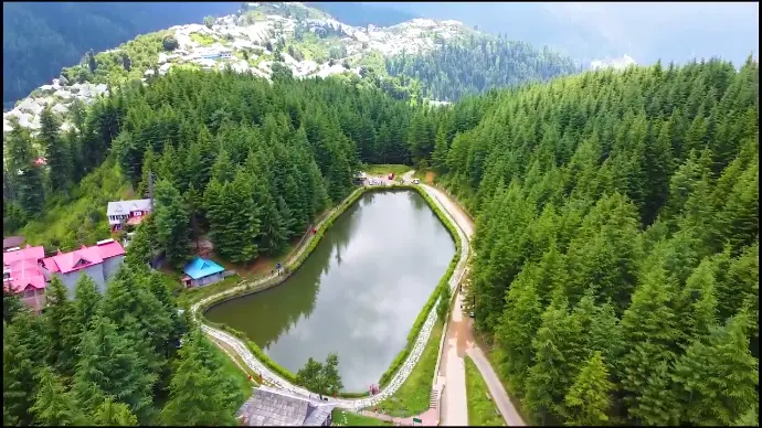 mountain-junkey-tani-jubbar-lake-scenic