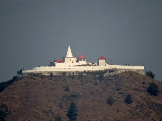 "Scenic corner view of Kali Ka Tibba temple, Chail – Mountain Junkey"